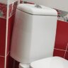 "Сириус Элеганс" (BOX) унитаз-компакт, горизонтальный выпуск, сиденье и крышка с микролифтом, белый Vidima W907901/W907961 "Сириус Элеганс" (BOX) унитаз-компакт, горизонтальный выпуск, сиденье и крышка с микролифтом, белый Vidima W907901/W907961